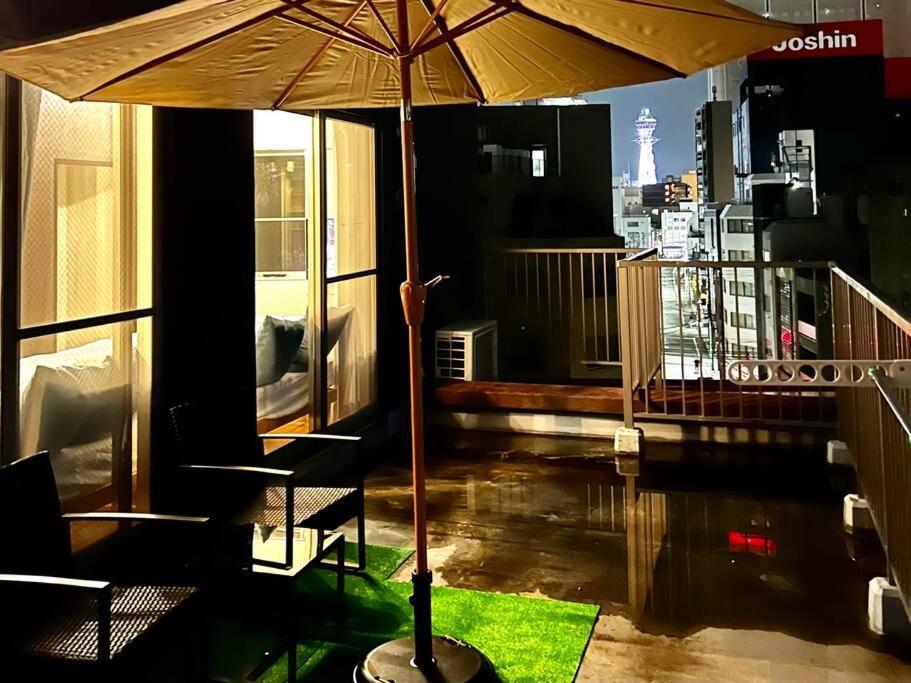 黒門市場 なんば徒歩10分 広々としたバルコニースペース 最大9名様 Osaka Exterior photo
